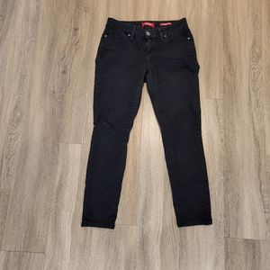 Black Guess Jeans size 28 curvy skinny fit